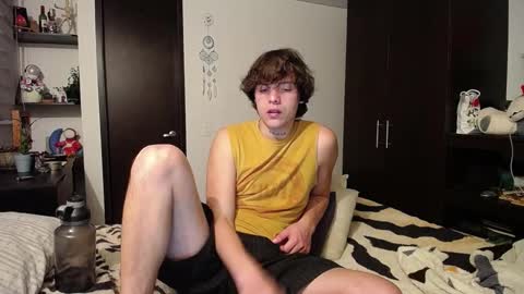 Snapshot of santii_rose chatting on 03-08-25, 01:28 Santii online show from 03-08-25, 01:28