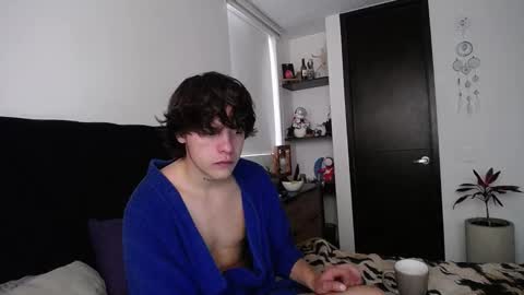 Snapshot of santii_rose chatting on 03-11-25, 07:14 Santii online show from 03-11-25, 07:14