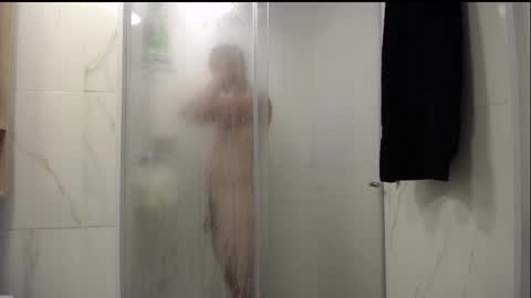 Snapshot of santii_rose chatting on 11-21-25, 10:52 Santii online show from 11-21-25, 10:52