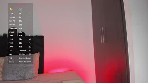 Snapshot of santinaugthy chatting on 02-12-26, 02:28 santi online show from 02-12-26, 02:28