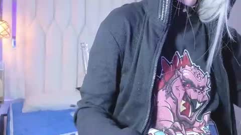 Snapshot of santsara chatting on 06-29-26, 12:05 SANTSARA online show from 06-29-26, 12:05