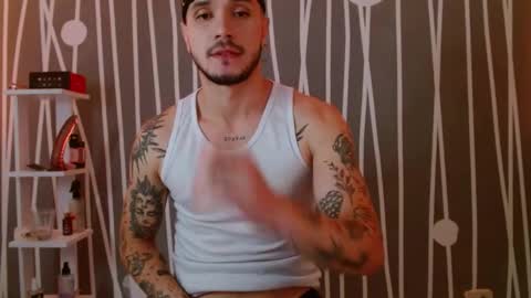 Snapshot of santti_torres chatting on 03-06-25, 03:02 Santy Torres online show from 03-06-25, 03:02