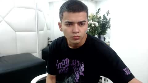 Snapshot of santtiibuck chatting on 02-26-26, 11:53 SanttiiBuck online show from 02-26-26, 11:53