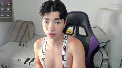 Mr. Santiago online show from 02-08-25, 01:33