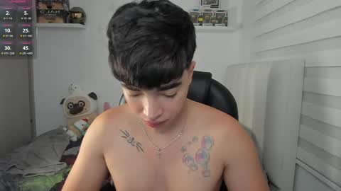 Mr. Santiago online show from 04-11-26, 01:37