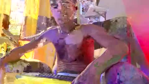 Snapshot of santy_0908 chatting on 11-30-25, 06:34 santy online show from 11-30-25, 06:34