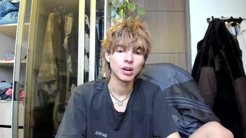 kitty online show from 02-16-25, 07:26