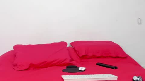 Snapshot of santy_of1 chatting on 05-27-26, 03:09 santy_of1 online show from 05-27-26, 03:09
