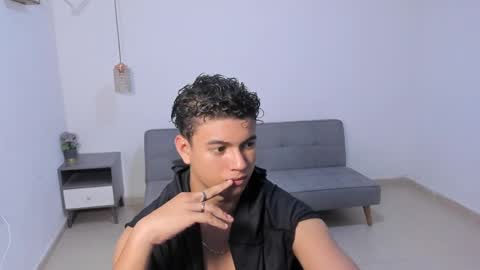 santy_stump online show from 04-09-26, 09:42