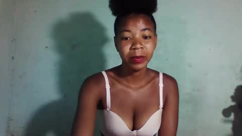 sanyah0123 online show from 11-23-25, 01:27