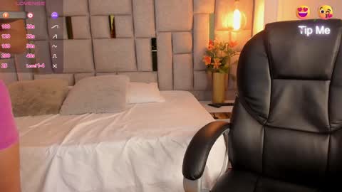 Saori  online show from 01-28-25, 12:00