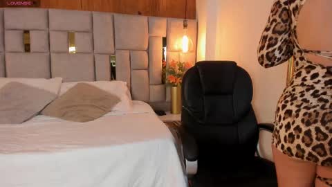 Saori  online show from 02-15-25, 11:50