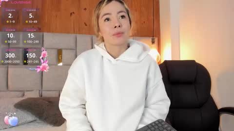 Saori  online show from 09-19-25, 11:33