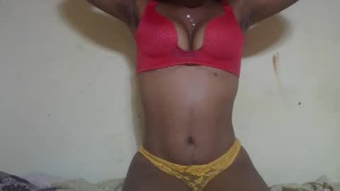 Snapshot of saphiana chatting on 12-17-25, 04:07 saphia online show from 12-17-25, 04:07