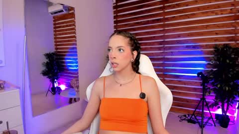 Snapshot of sapphire_venus chatting on 05-14-26, 01:23 Valerin online show from 05-14-26, 01:23
