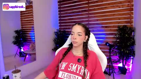 Snapshot of sapphire_venus chatting on 05-15-26, 01:12 Valerin online show from 05-15-26, 01:12