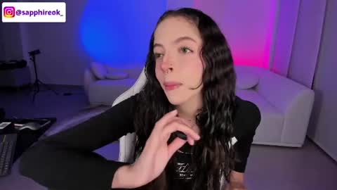 Snapshot of sapphire_venus chatting on 07-19-26, 02:15 Valerin online show from 07-19-26, 02:15
