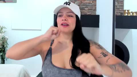    online show from 10-01-25, 12:00