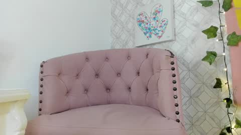 Snapshot of sara__williams chatting on 01-27-25, 07:14 Sara online show from 01-27-25, 07:14