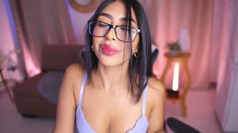 Sara  online show from 01-22-25, 12:27