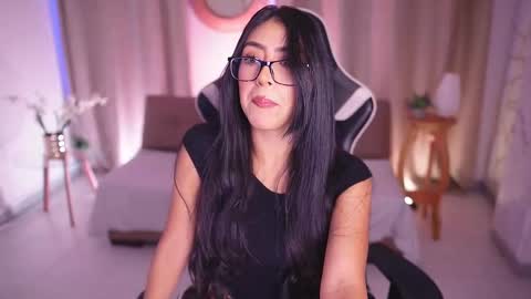 Sara  online show from 02-15-25, 01:27