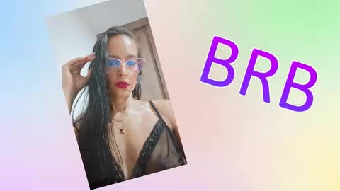 Snapshot of sara_carmona chatting on 01-24-25, 11:12 SARA online show from 01-24-25, 11:12