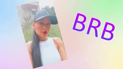 Snapshot of sara_carmona chatting on 10-16-25, 10:49 SARA online show from 10-16-25, 10:49