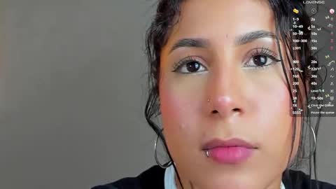 Snapshot of sara_castro24 chatting on 01-16-25, 10:23 Sara online show from 01-16-25, 10:23