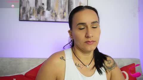   online show from 11-18-25, 08:52