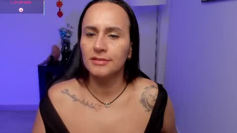 Snapshot of sara_charmy chatting on 06-09-26, 11:11 online show from 06-09-26, 11:11