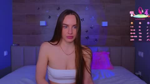 Sara online show from 04-17-26, 06:05