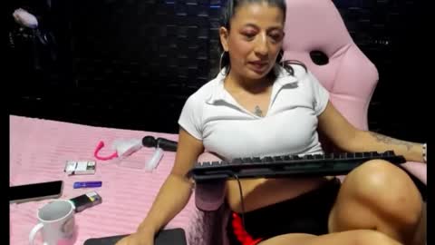 no limits sarah online show from 02-14-25, 03:33