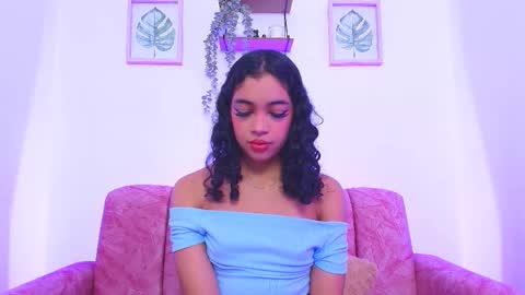 Snapshot of sara_jhonsonn chatting on 12-17-24, 12:23 Sara Jhonson online show from 12-17-24, 12:23