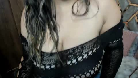 Snapshot of sara_lizcano chatting on 04-23-26, 09:52 sarah LIZCANO....... online show from 04-23-26, 09:52