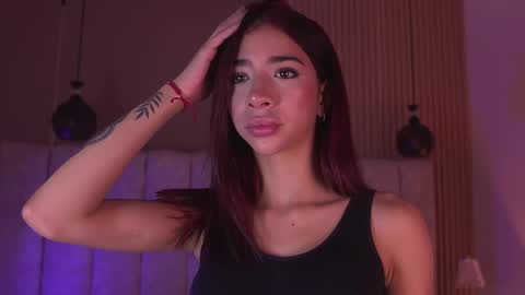 sara_lopee1 online show from 06-03-26, 11:57
