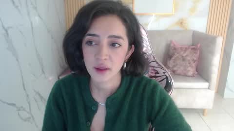 Sara  online show from 10-18-25, 01:23