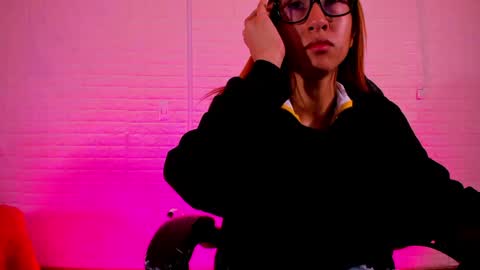 Sara Love online show from 05-19-26, 02:18