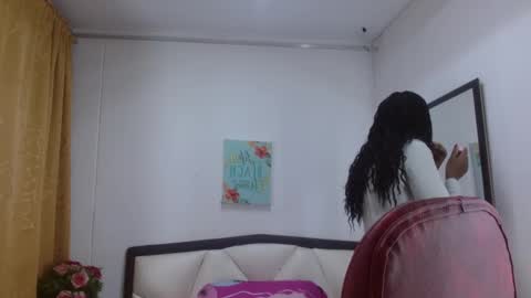 S A R A online show from 09-19-25, 11:11