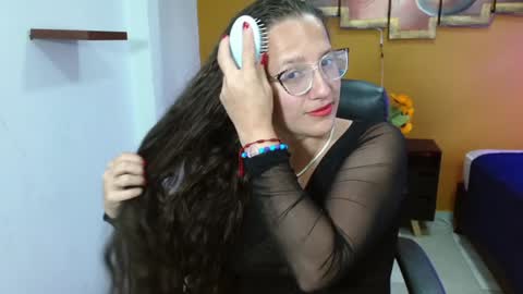 Sara online show from 12-31-24, 05:29