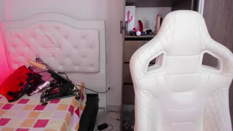 sara online show from 01-31-25, 10:21