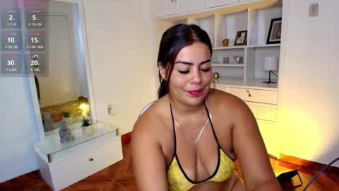 Snapshot of sara_moen chatting on 11-07-25, 12:16 Sara online show from 11-07-25, 12:16