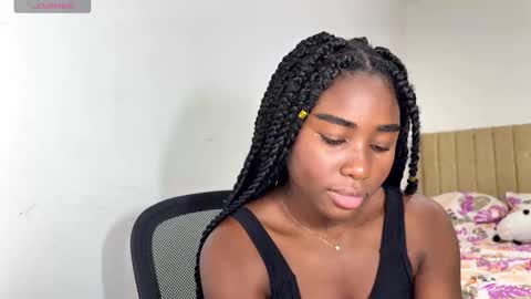 Snapshot of sara_muscle chatting on 10-10-25, 01:59 Sara online show from 10-10-25, 01:59