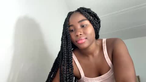 Snapshot of sara_muscle chatting on 11-20-25, 07:13 Sara online show from 11-20-25, 07:13