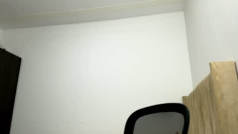 Snapshot of sara_muscle chatting on 07-02-26, 03:45 Sara online show from 07-02-26, 03:45