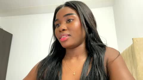 Snapshot of sara_muscle chatting on 07-11-26, 01:52 Sara online show from 07-11-26, 01:52
