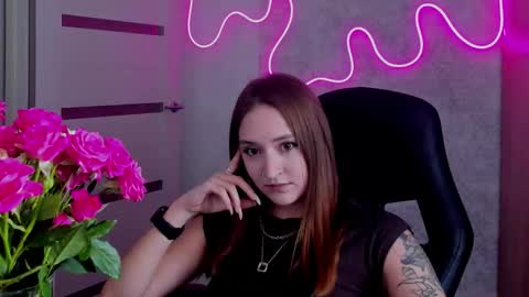 Sara online show from 10-07-25, 07:11