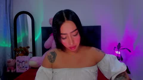 sara_stone03 online show from 02-08-25, 08:52