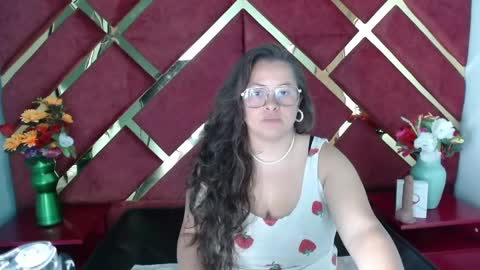 sara_thonson_ online show from 01-22-25, 02:59