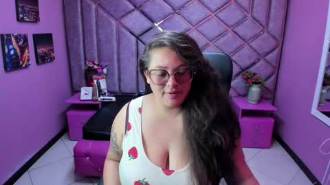 sara_thonson_ online show from 01-06-26, 02:32