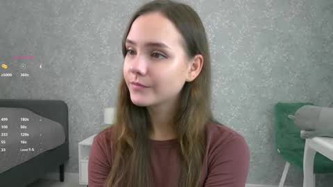 Snapshot of sara_whooops chatting on 10-15-25, 07:14 Im Sara online show from 10-15-25, 07:14